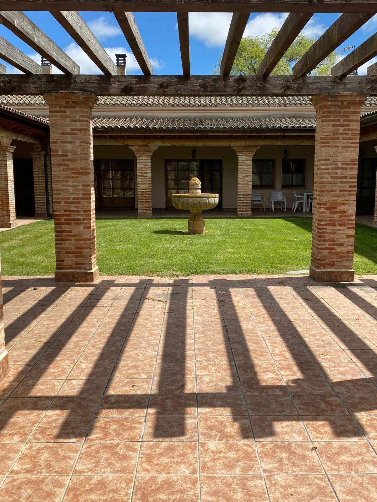 Casas Olmo Y Fresno Jardin Y Piscina A 17 Kilometros De Salamanka Zewnętrze zdjęcie