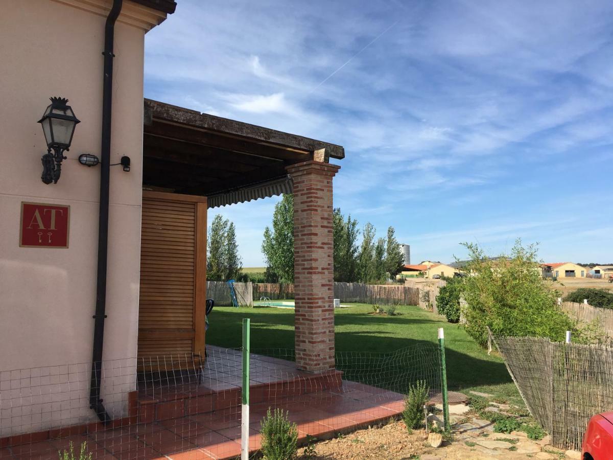 Casas Olmo Y Fresno Jardin Y Piscina A 17 Kilometros De Salamanka Zewnętrze zdjęcie