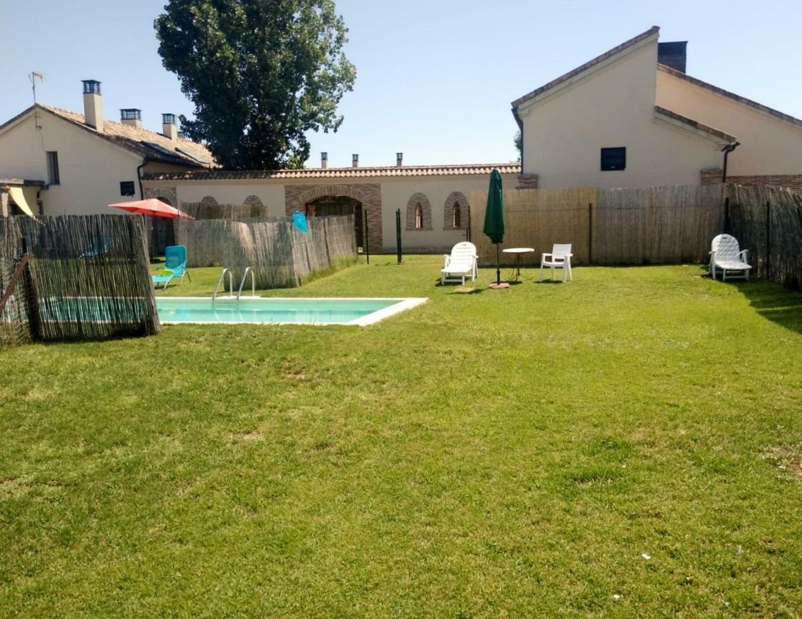 Casas Olmo Y Fresno Jardin Y Piscina A 17 Kilometros De Salamanka Zewnętrze zdjęcie